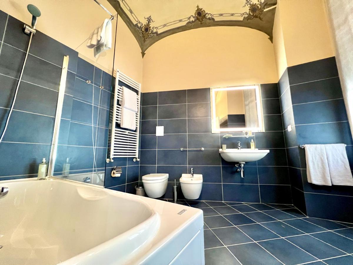 The Seven Suites Генуя Экстерьер фото